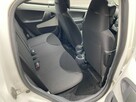 Toyota Aygo Benzyna/Niski przebieg/Klimatyzacja/8 airbag/2 kpl. kół/Podg. fotele - 15