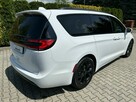 Chrysler Pacifica S Touring L - 4