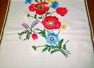 piękna ręcznie haftowana makata -90cm x47cm na szelkach - 3