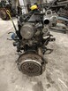 Silnik renault 1.5 dci k9k rozrusznik z tylu. - 2