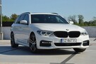 BMW M550i 252 KM xDrive M Sport Panorama/ Kamera/ Full LED/Skóra/Head Up/Hak - 2
