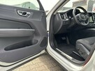 Volvo XC 60 B4 145KW Momentum Automat SalonPL VAT23% - 10