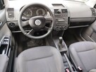 Volkswagen Polo 5 drzwi klima  zadbany benzyna w cenie wszytkie oplaty - 6