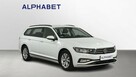 Volkswagen Passat Variant 2.0 TDI EVO 150 KM 6 biegów Essence - 7