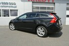 Volvo V60 2.0 D3 5-cylindrów 100% bezwypadkowy Skóra Navi Bluetooth 248 tys.km - 10