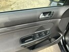 Volkswagen Golf benzyna szklany dach 115 tys. km - 13