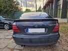 Czarny Mercedes C Coupe 2,0 gaz 2001 - 11