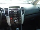 KIA VENGA - 8