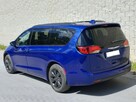 Chrysler Pacifica - 4