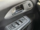 Chrysler Pacifica - 12