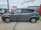 Toyota Corolla Verso - 8