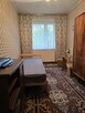 2 pokoje z balkonem w bloku w Grodźcu - 6