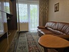2 pokoje z balkonem w bloku w Grodźcu - 2