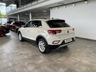 Volkswagen T-Roc Life 1.5TSI 150KM M6 2022 r., salon PL, I właściciel, f-a VAT - 6
