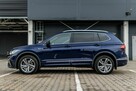 Volkswagen Tiguan Allspace R-line / Full asystenci / Webasto / Hak / 7 miejsc / IQ Lights - 4