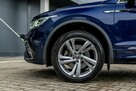 Volkswagen Tiguan Allspace R-line / Full asystenci / Webasto / Hak / 7 miejsc / IQ Lights - 15