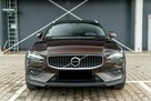 Volvo V60 Cross Country B4 AWD / Harman Kardon / Skóry / VAT 23% / Hak / BLISS / ASO - 8