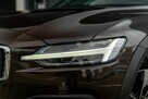 Volvo V60 Cross Country B4 AWD / Harman Kardon / Skóry / VAT 23% / Hak / BLISS / ASO - 16