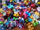 Zabawki/figurki z Kinder niespodzianek Mega zestaw - 8
