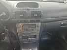 Toyota Avensis 1,8 benzyna - 4