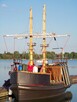 Sprzedam jacht motorowy, łódź, galeon - 1