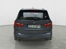 BMW 218 - 6