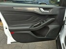 Focus Titanium 1.5 benzyna 150km LED asystent NAVI automat SERWIS 2021 - 13