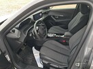 Peugeot 2008 - 8