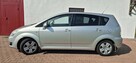 Toyota Corolla Verso - 5