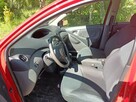 Toyota Yaris 1.3 03r - 5