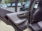 Volvo XC 40 Black-Line. Virtual kokpit. Full led . Zasięg 400Kl. - 15