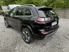 Jeep Cherokee - 4