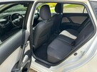 Toyota Avensis 1.8 - 10