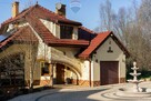Unikatowy dom w granicach Krakowa – ul. Laurowa - 1