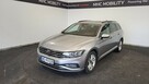 Volkswagen Passat - 2