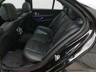 Mercedes E 220 - 12