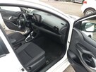 Toyota Yaris - 10