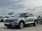 Volkswagen T-Roc Bezwypadkowy / Aktywny tempomat / Masaż / Apple Car Play / FV 23% - 8