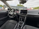 Volkswagen T-Roc Bezwypadkowy / Aktywny tempomat / Masaż / Apple Car Play / FV 23% - 14