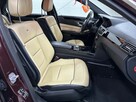 Piękny Mercedes niespotykany kolor - 3