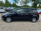 Kia Carens - 11