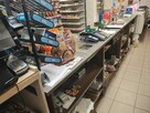 Wyposażenie do sklepu spożywczego:lady, regały itd - 2