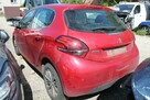 Peugeot 208 - 4