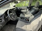 Toyota Auris Hybryda niski przebieg oryginalny lakier !!! - 14