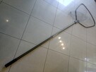 Duży metalowy podbierak z siatką z kevlonu - 2