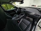 Jaguar F-Pace Jaguar IN CONTROL | Panorama | ASO | Meridian - 7