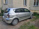 Srebrna toyota verso - 6