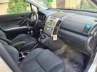 Srebrna toyota verso - 5