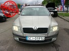 Škoda Octavia Klimatronic 2-strefowy, Hak holowniczy, Podgrzewane fotele, Kombi - 3