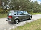 Vw Touran/7 osob/Sam parkuje/ - 2